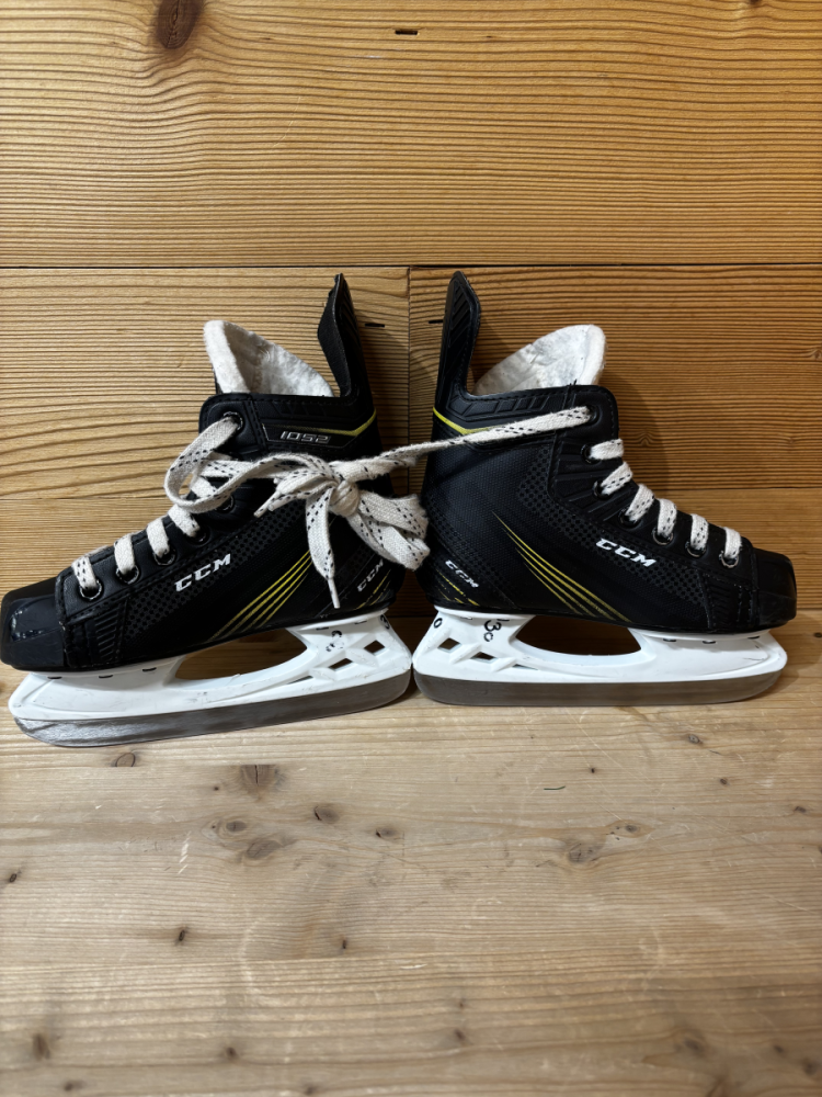 CCM 1052 Gr. 20.5 MP (EU 32.5)